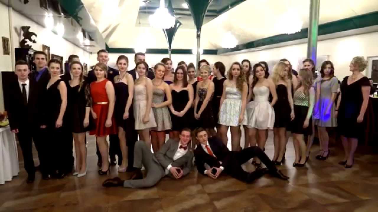 Zdjęcia indywidualne oraz grupowe na studni&oacute;wce