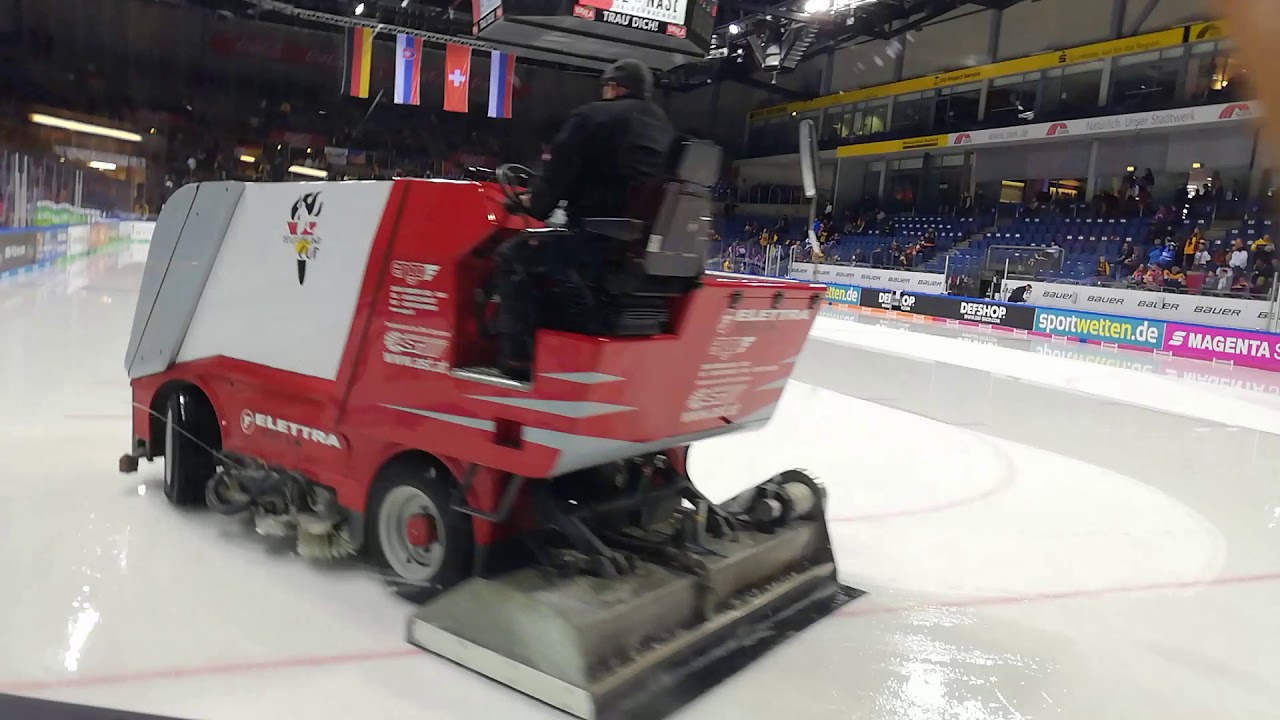 Eismaschinen / Ice Resurfacer in Krefeld
