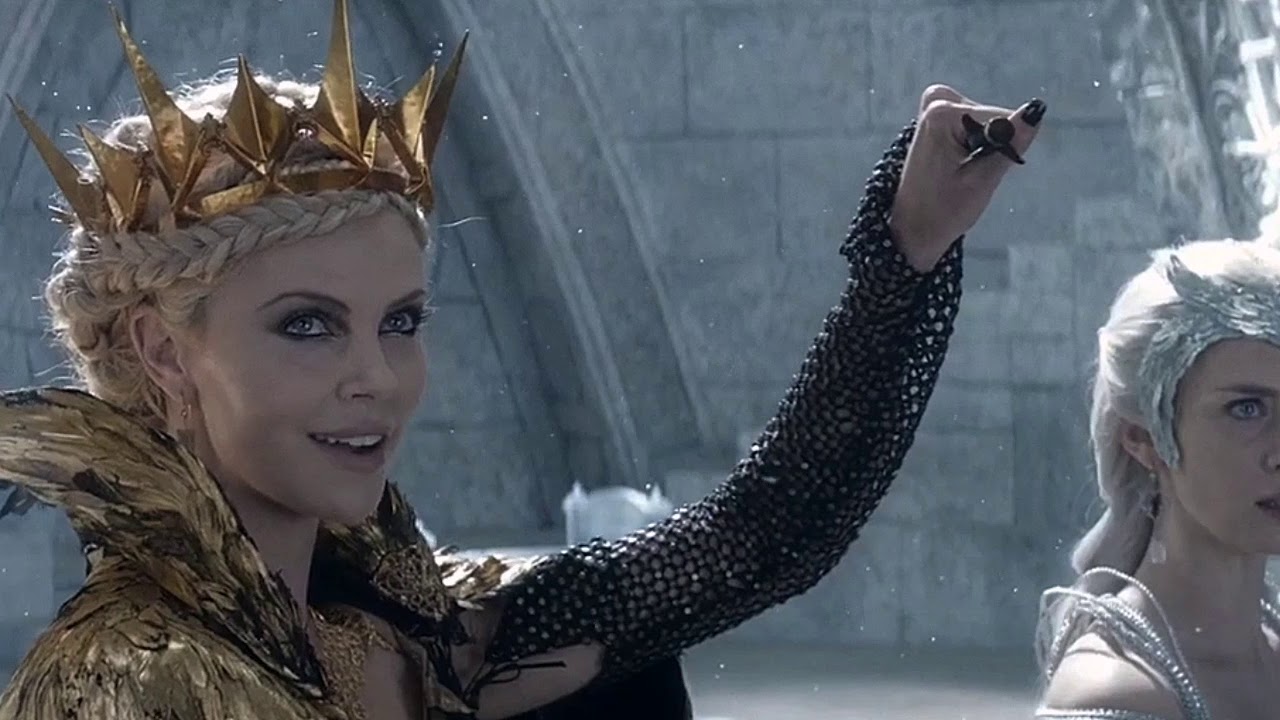 Ravenna&Freya Halsey~Castle  #snowwhiteandthehuntsman #kristenstewart #ravenna #freya #huntsman