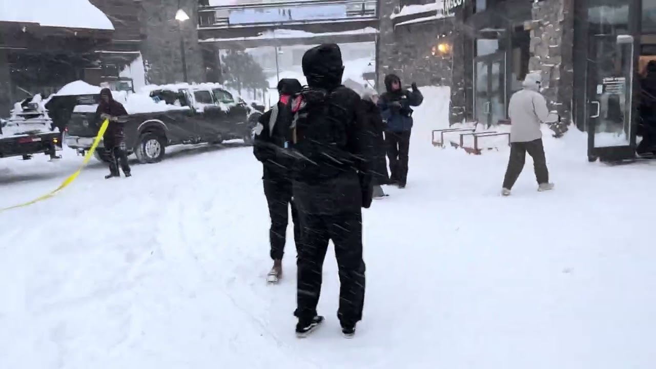 We had to do it cowboy on this one.❄️