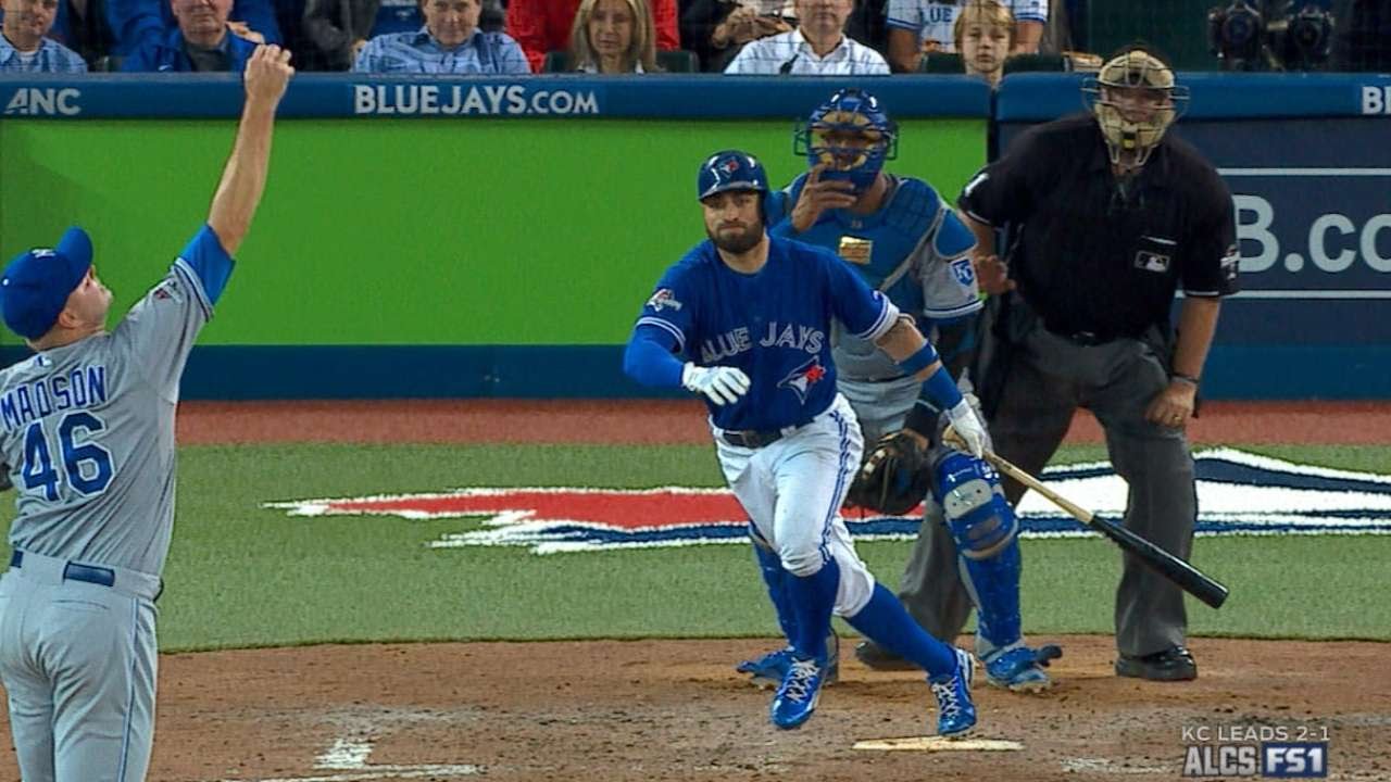 ALCS Gm4: Madson barehands one for great play