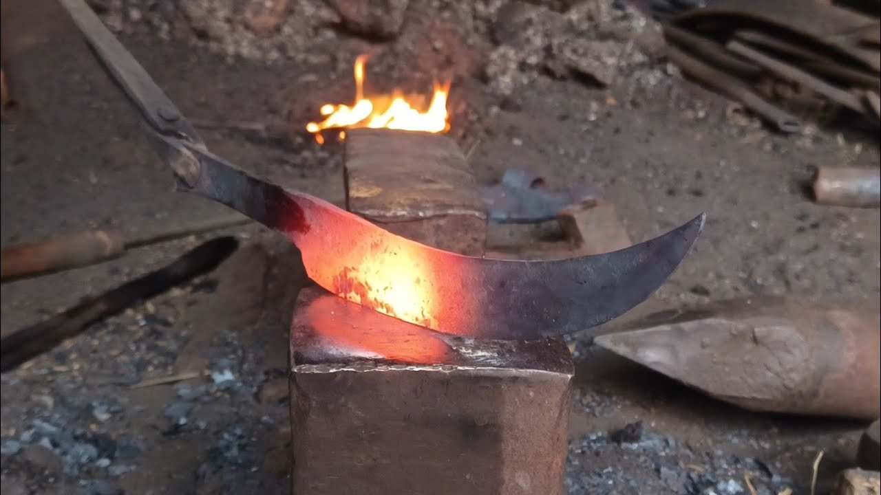Making a knife from B. Spring leaf 