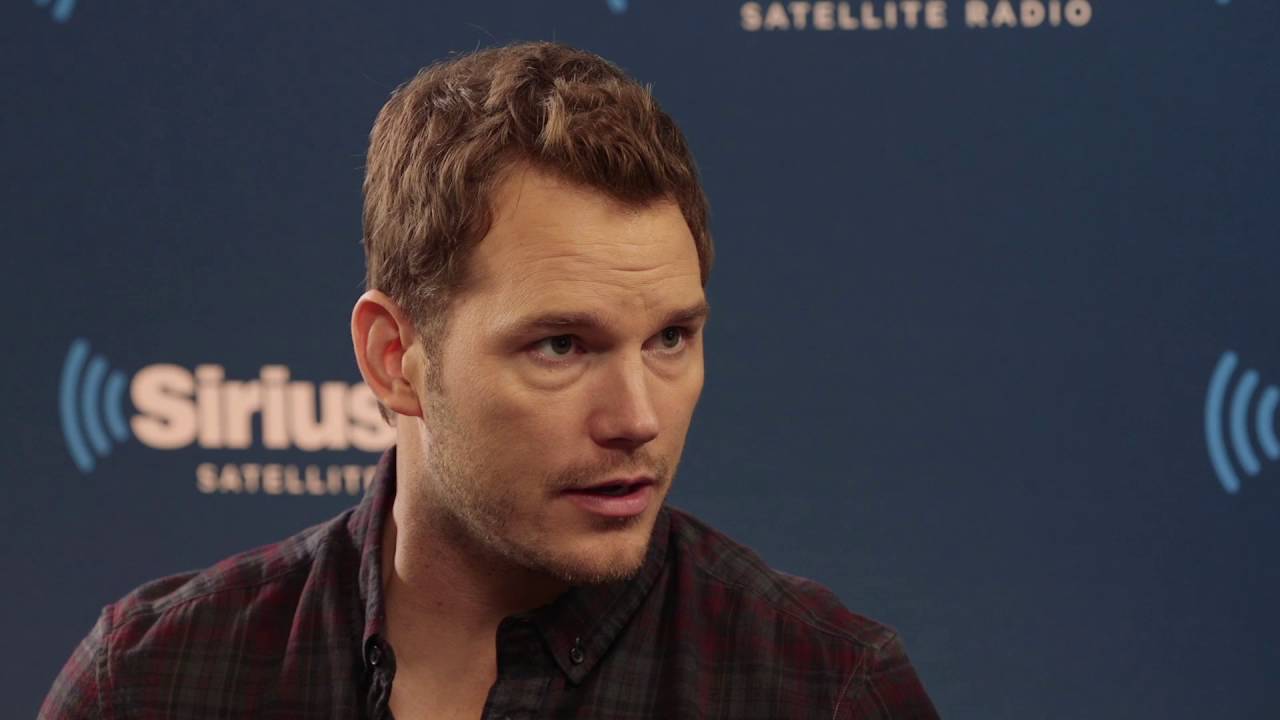 Chris Pratt LOVED when Magnificent 7 had Production Stoppages // Entertainment Weekly Radio