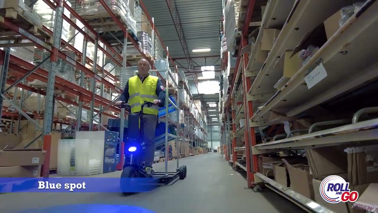 Transporteur électrique pour opérations de picking en logistique