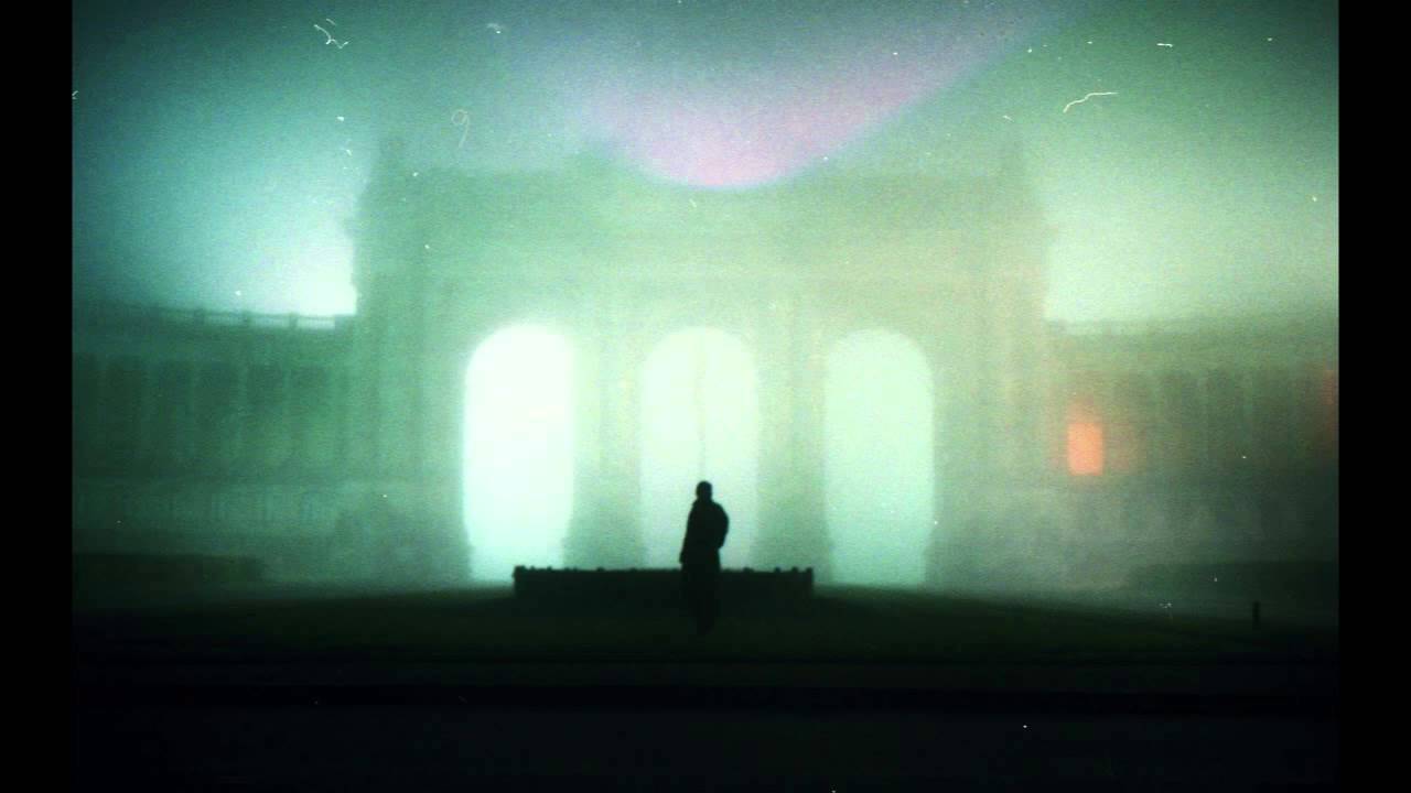Trilapse // A Sleepless Town