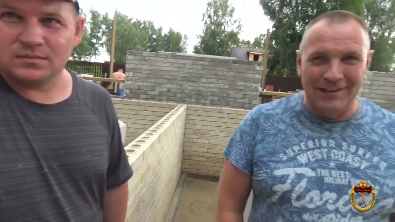 Пенобетон в несъемной опалубке из лего кирпича!