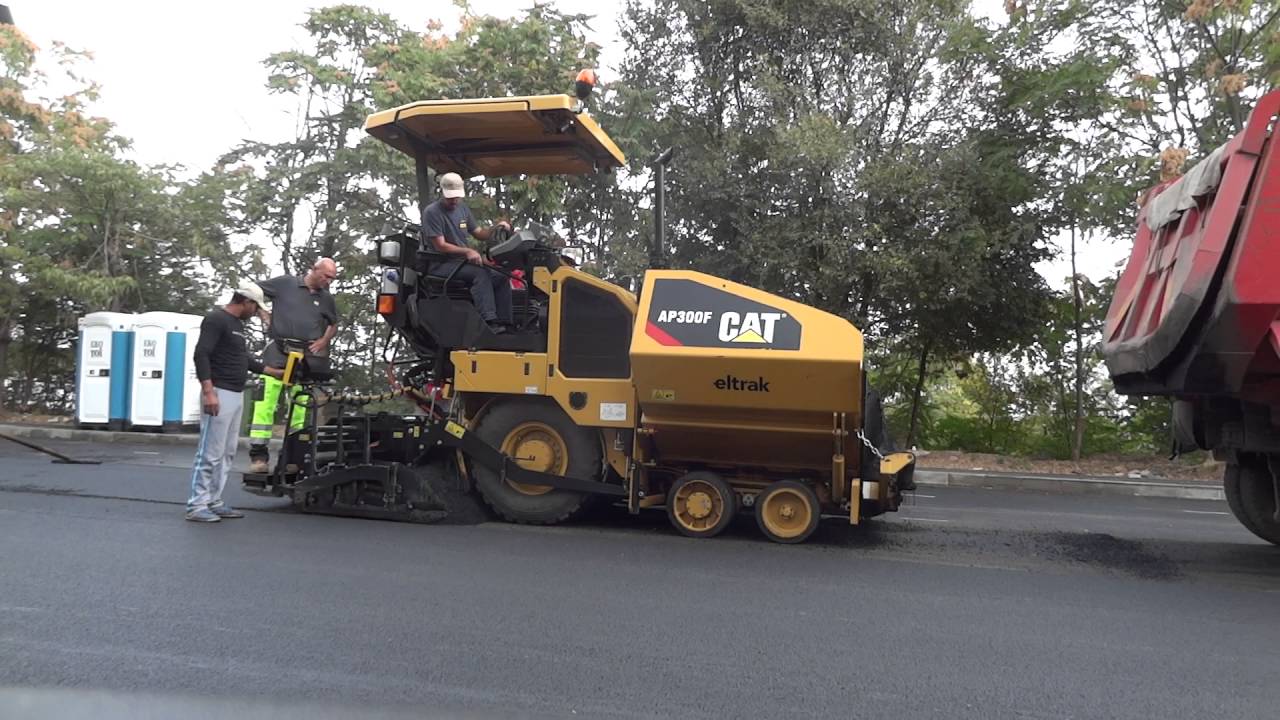 Demo Bоurgas Cat AP300F