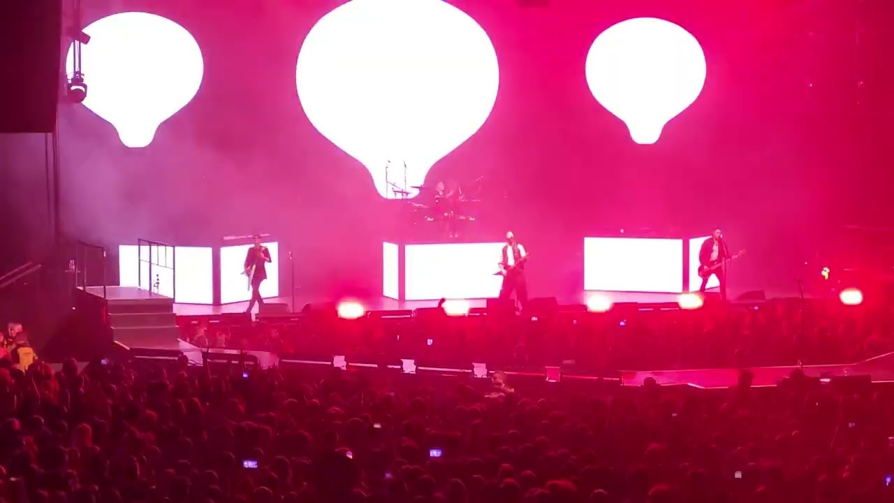 Bullet For My Valentine - Hit The Floor Live Cardiff The Poisoned Ascendancy Tour