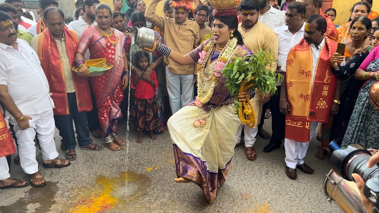 Nisha Kranthi Bonam Dance 2023 || Old City Bonalu 2023 || Jogini Nisha kranthi Boanam Dance Part 3