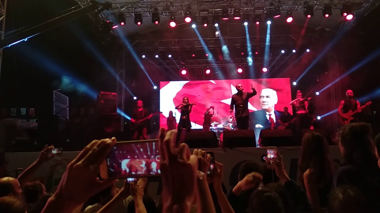 Haluk Levent - İzmir Marşı