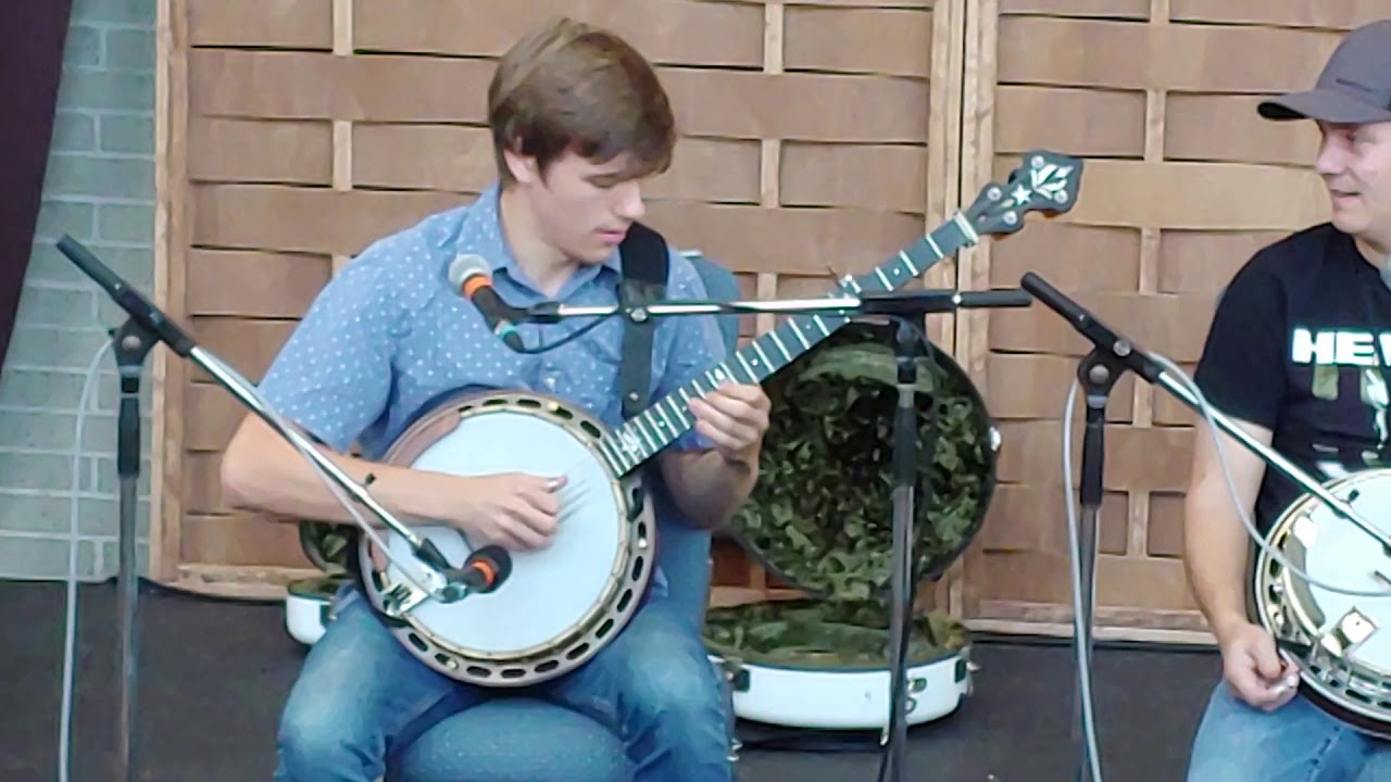 Peaches & Cream - Matthew Davis on banjo, IBMA 2019
