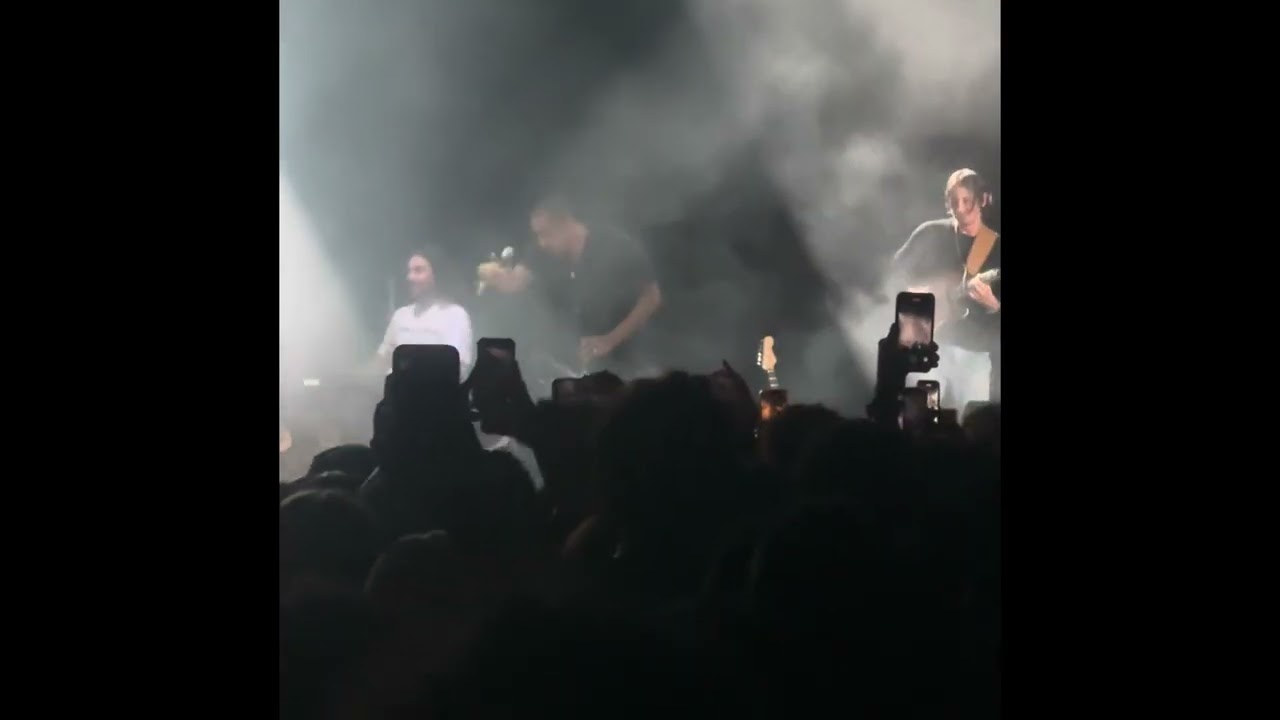 Mk.Gee Brings Out Dijon to Play DNM (Live at Hollywood Palladium)