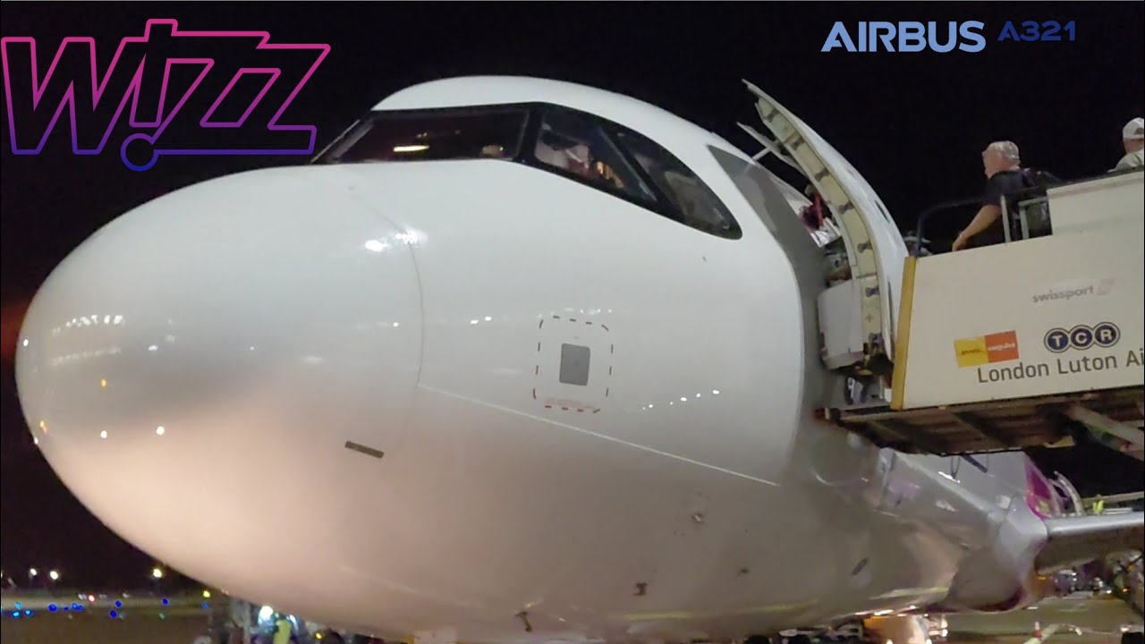 Wizz air Malta/ 🇬🇧London Luton ✈ Sofia 🇧🇬 night flight a321-271nx