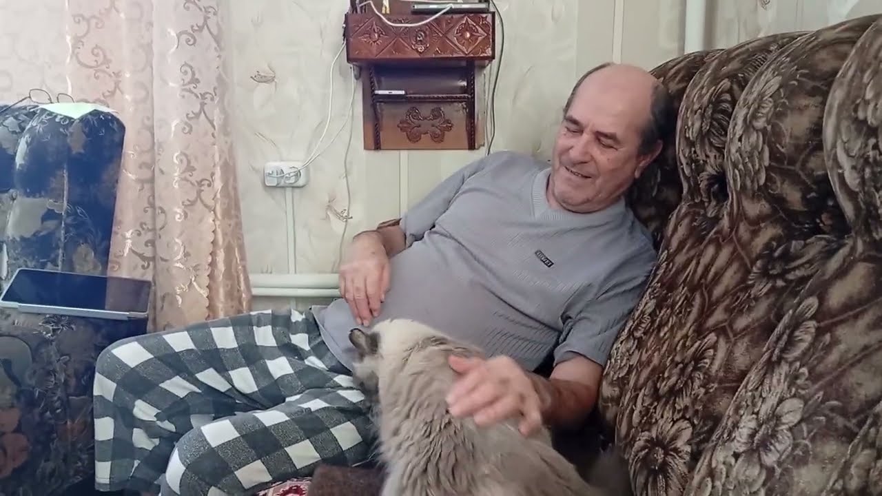 Погода в Барнауле. Любимые цветы. Эустома взошла. 
