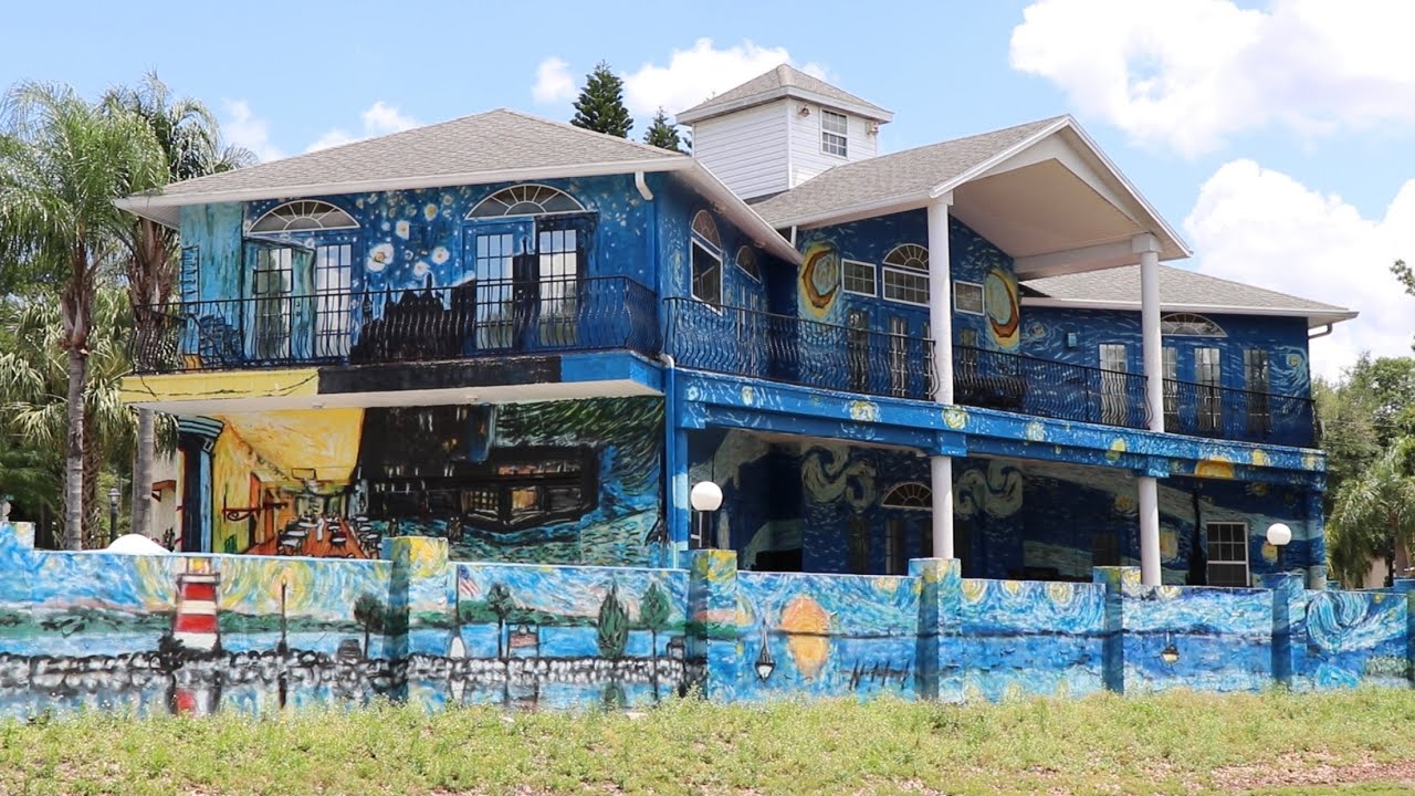 Vincent Van Gogh's...Starry Night House