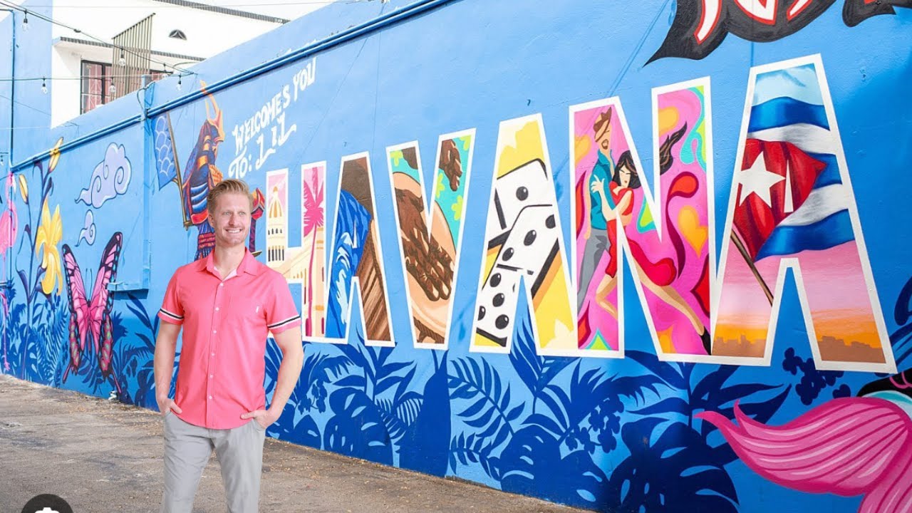 Walking tour of Little Havana in Miami