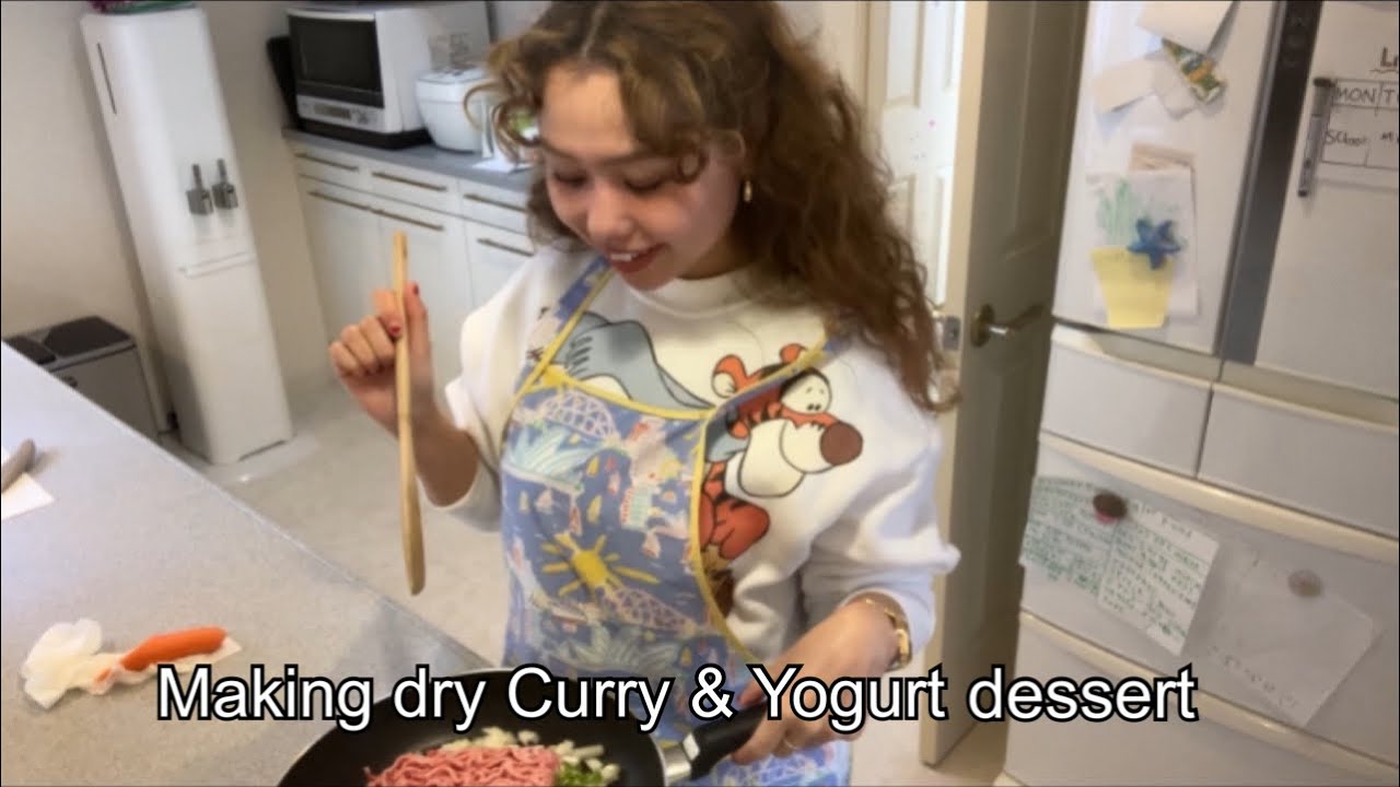 Making dry curry & Yogurt dessert - 料理しながら人類に思うこと