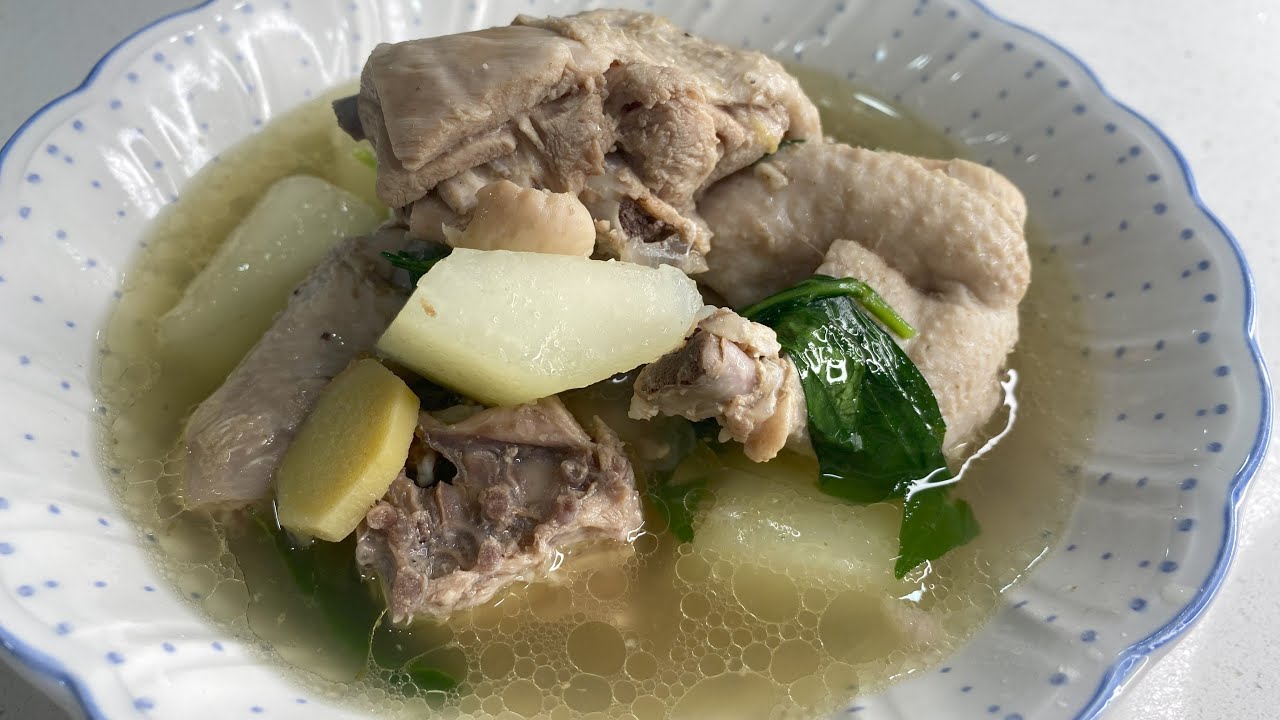 Chicken Tinola | Filipino Chicken and Ginger Soup Recipe