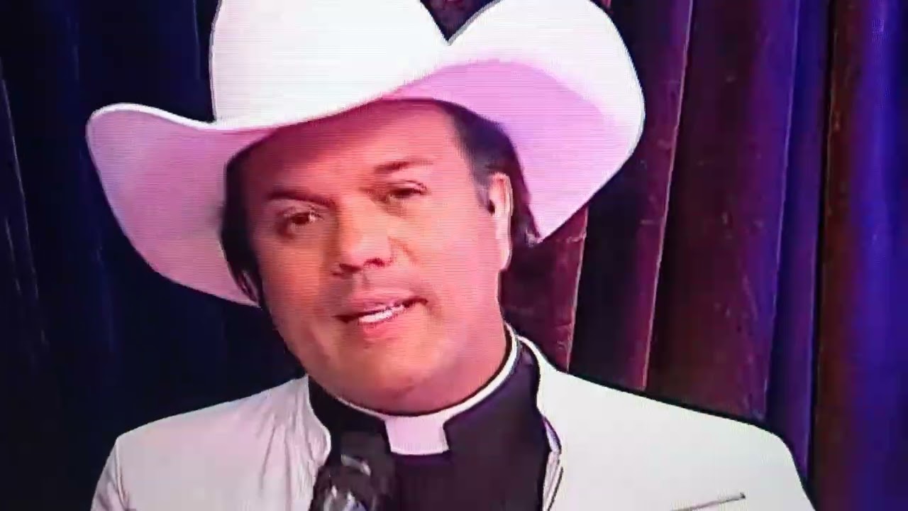 Padre Alessandro Campos 
