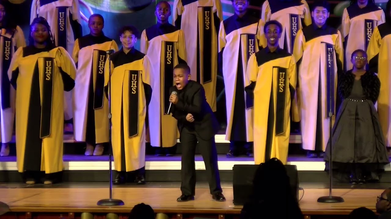 Uniondale Show Choir-Total Praise-&ldquo;Rhythm Of The Knight&rdquo;