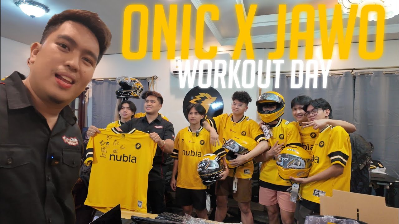 KELRA VLOG | JAWO MOTOVLOG VISITED ONIC PH BOOTCAMP AND GAVE US HELMETS