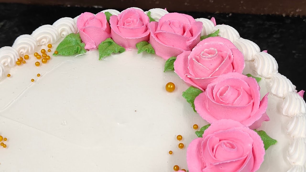Butter cream  cake  frosting and design  Live