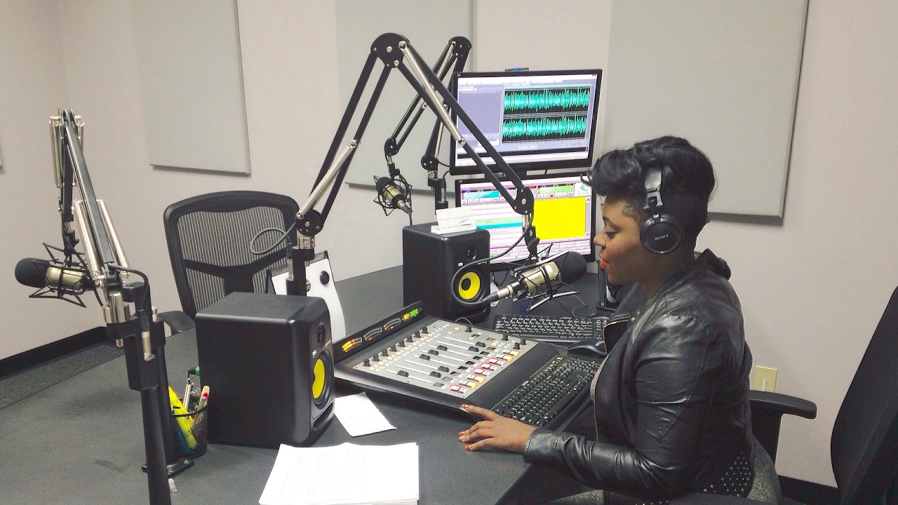 Vibrasyon FM Live