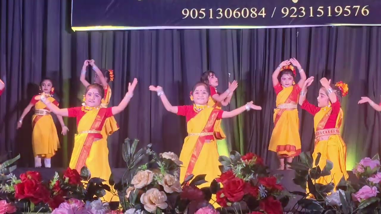 Polash tulir mathe//লেগেছে মাতন (পলাশ তুলির মাঠে)//@MohorGinisLifestyle.. 