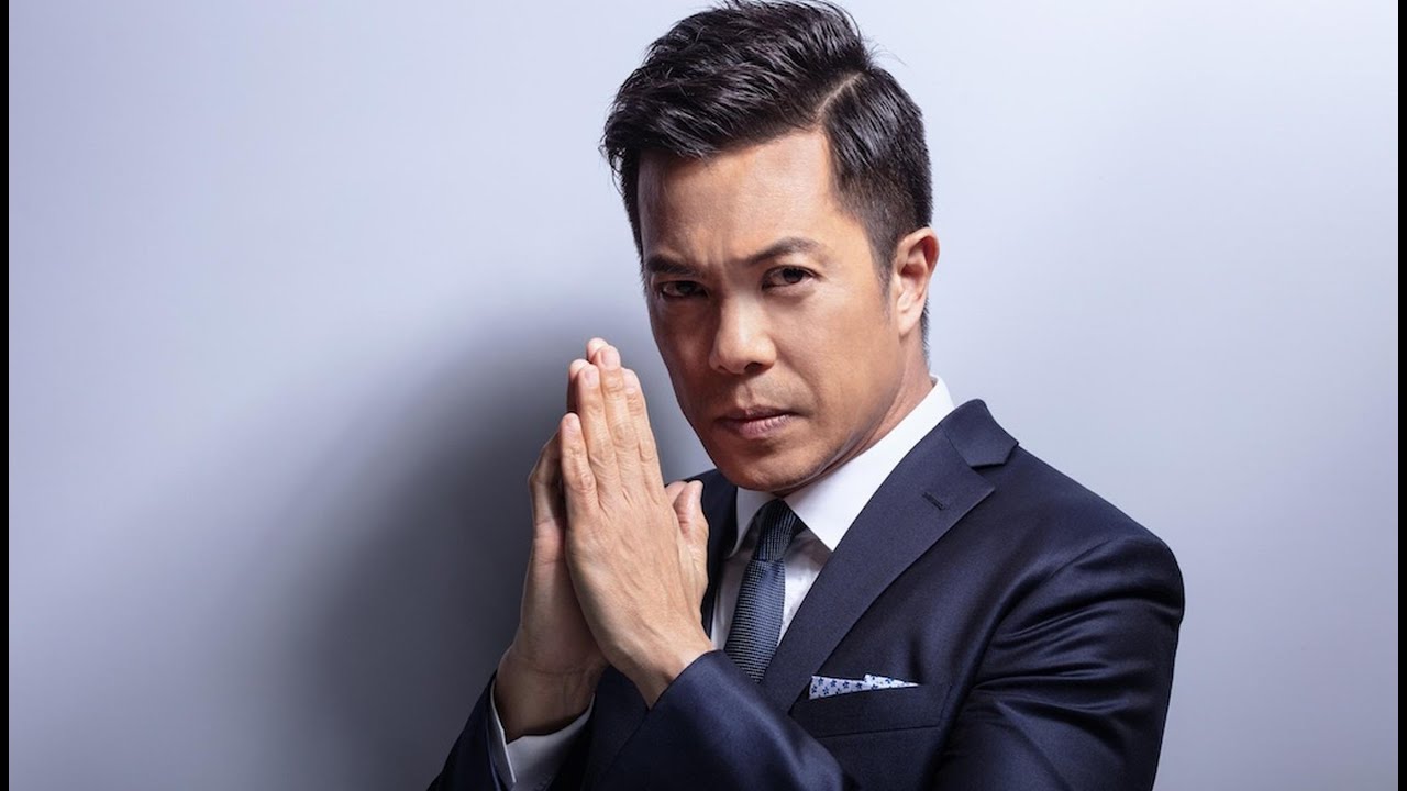 Byron Mann Stays Unmarried at 54