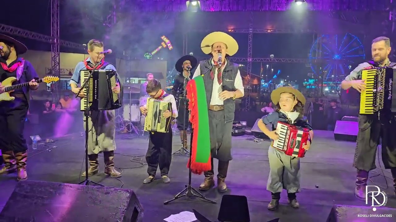 JOÃO LUIZ CORRÊA E GRUPO CAMPEIRISMO NO PALCO PRINCIPAL DO ACAMPAMENTO FARROUPILHA PARQUE HARMONIA