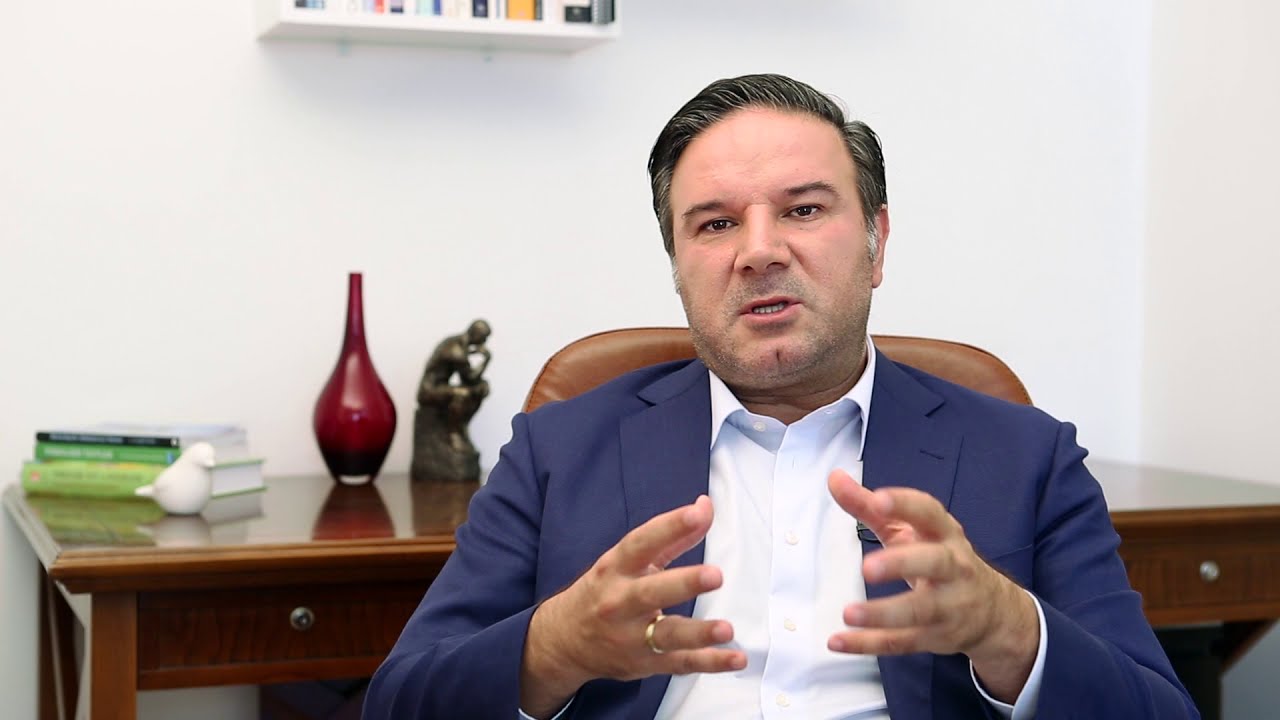 Şizofreni Hastalığının Belirtileri | Prof. Dr. Adnan Çoban