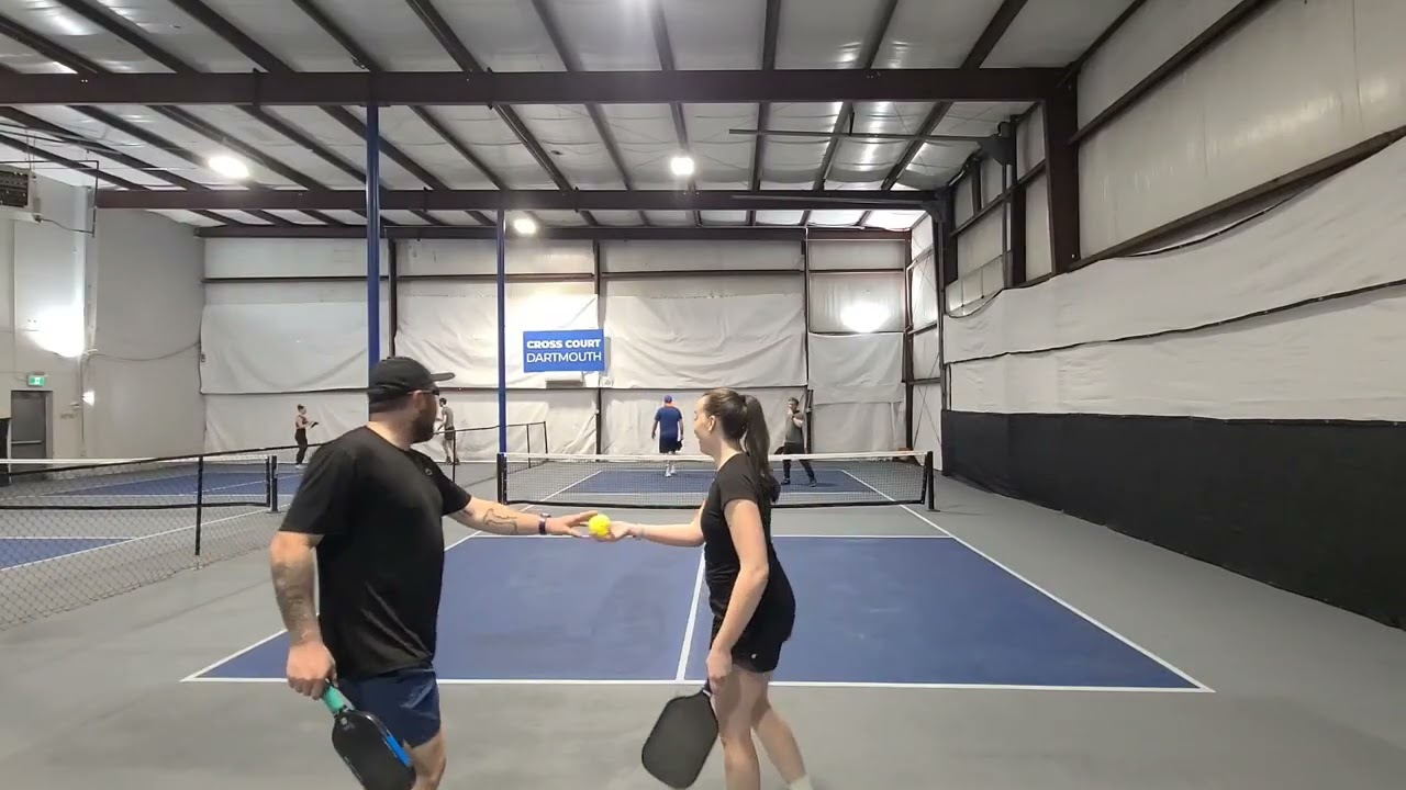 Nikki/@PickleballG  v Alex/Stafford 🏓