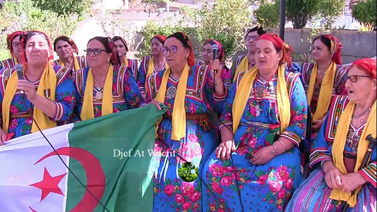 Ay aḍu huz i kirruc par les braves femmes du village Takoucht