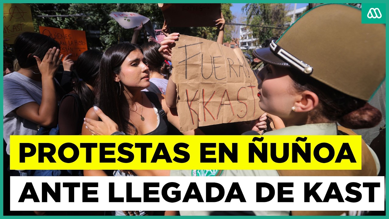 Protesta de estudiantes en Ñuñoa ante llegada de Kast