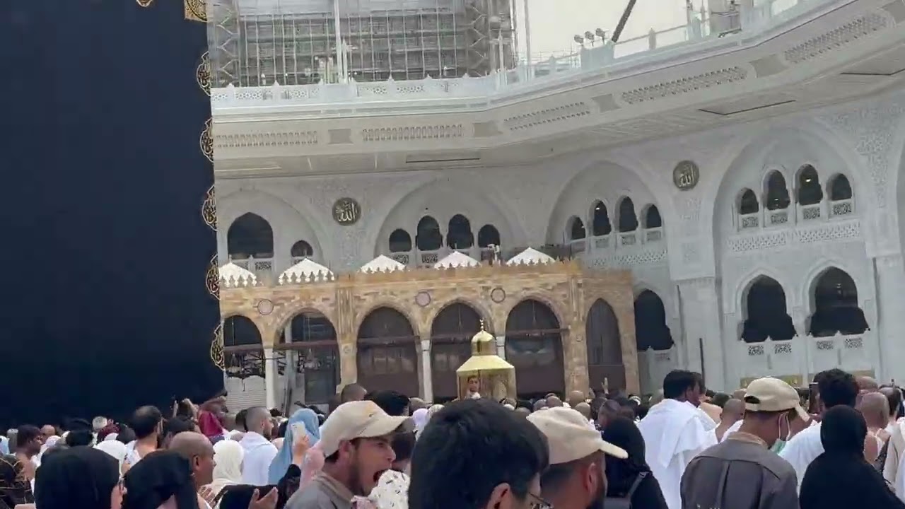 🕋 सहने हरम में रूहानी लम्हे | Masjid al-Haram से दिल को सुकून देने वाला स्टेटस ✨