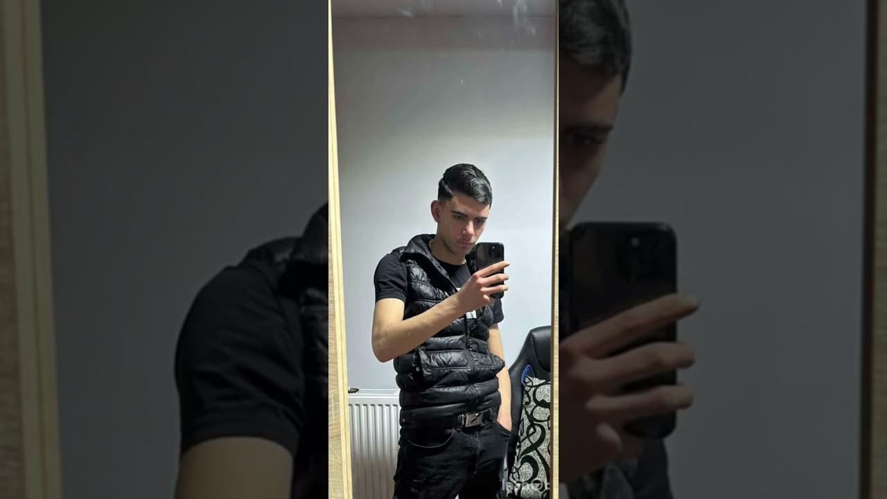 Repelik Pista és a Kornél küldi Korikának