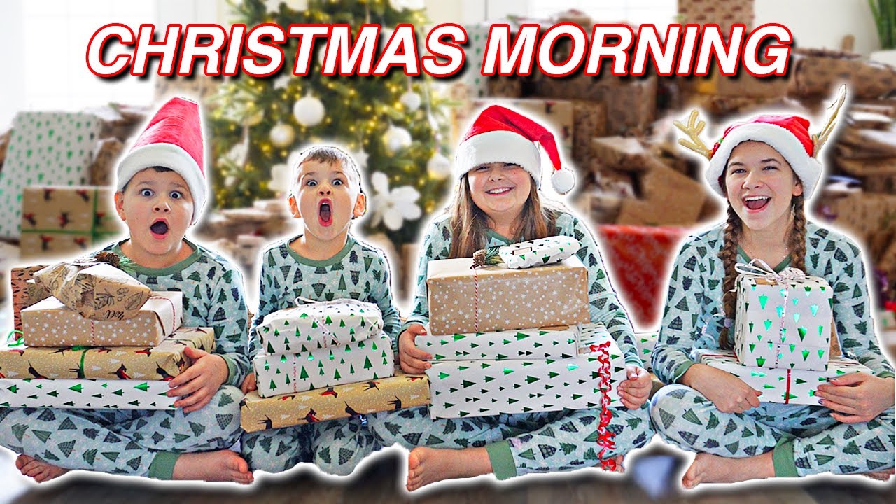 CHRISTMAS MORNING SPECIAL OPENING PRESENTS 2021!! | JKREW