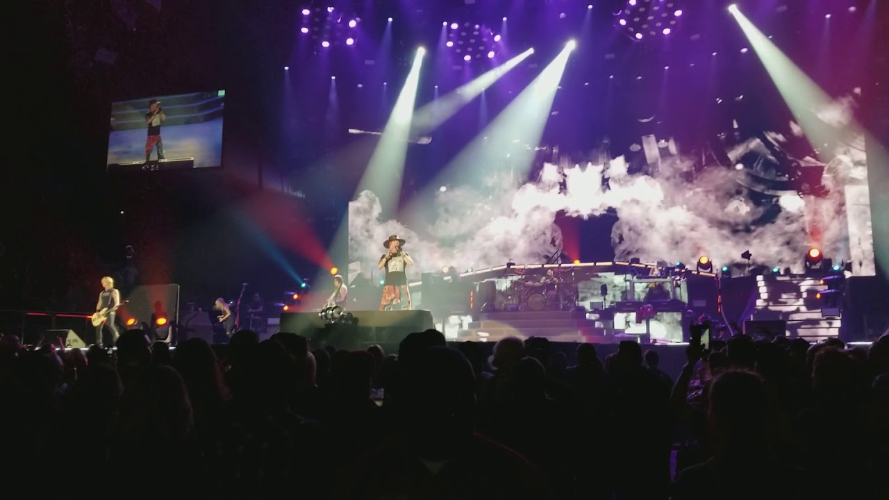 Civil War - Guns N' Roses @The Forum (11-29-2017)