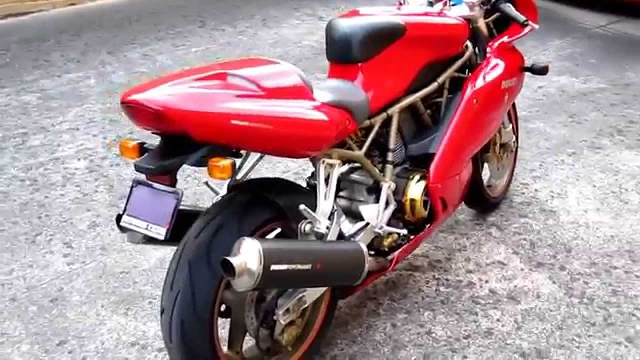 Ducati 900SS with Ducati Performance Remus Exhaust, Custom Single Race Seat & Open Clutch Cover