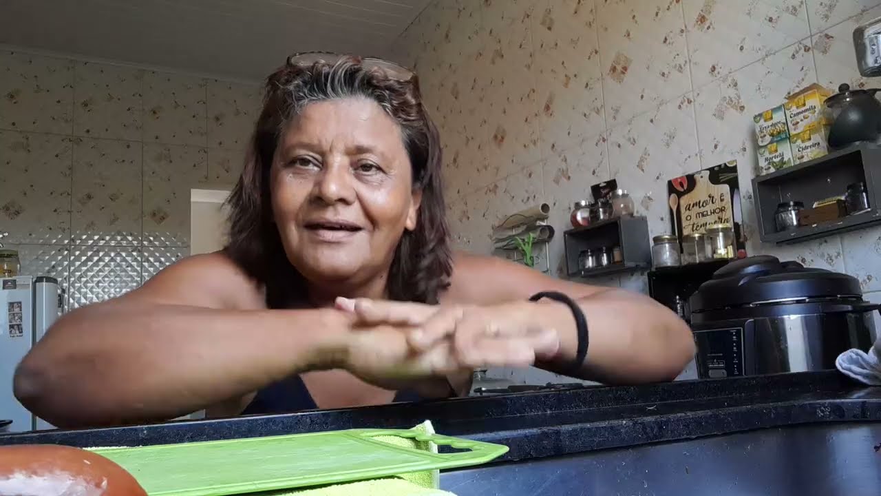 Feijão com calabresa na panela de pressão elétrica. #paneladepressaoeletrica 