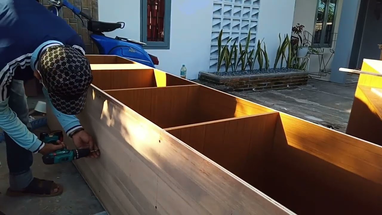 Teknik Pasang Baut Lemari yang Benar 🔩 Biar Kokoh & Awet!