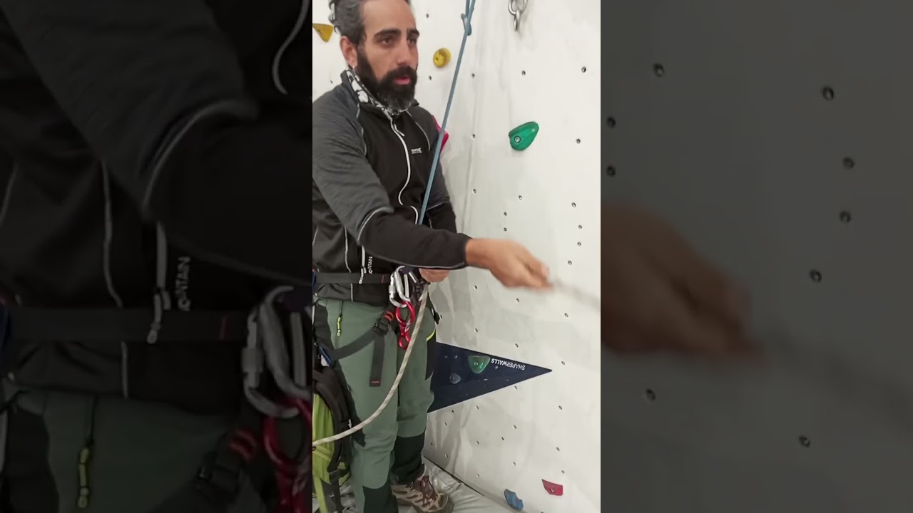 Tutorial Barranquismo. Creaci&oacute;n de un pasamanos + r&aacute;pel con ocho desembragble