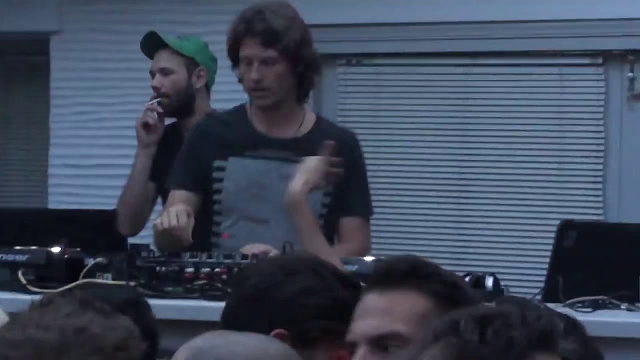 Hernan Cattaneo dropping Fady Ferraye & Agoria ft Scalde - Beirut Solarized