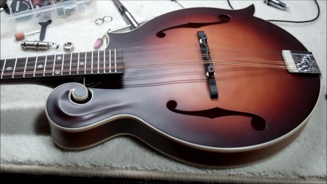 Mandolin Pickup / Endpin jack install - Part 1 (The Loar LM-310)