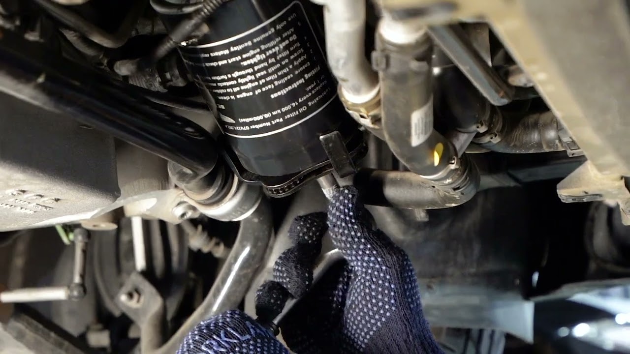 Sophisticated Service: Oil Change on Bentley Mulsanne Unveiled at ZDegree!
