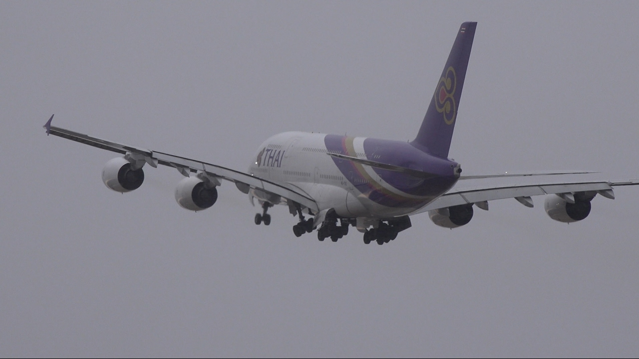 Thai Airways Airbus A380 HS-TUE Go-around and Landing at NRT 34L