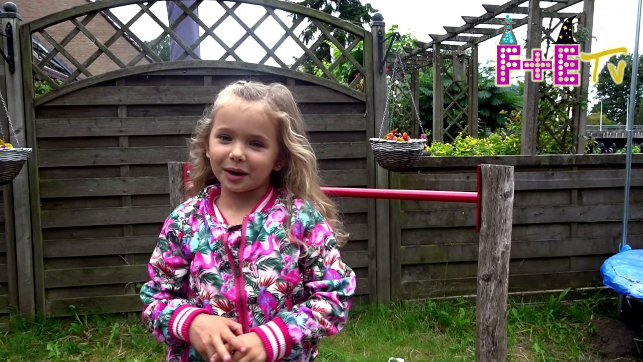 ELEANOR DOET TRUCJES OP DUIKELREK