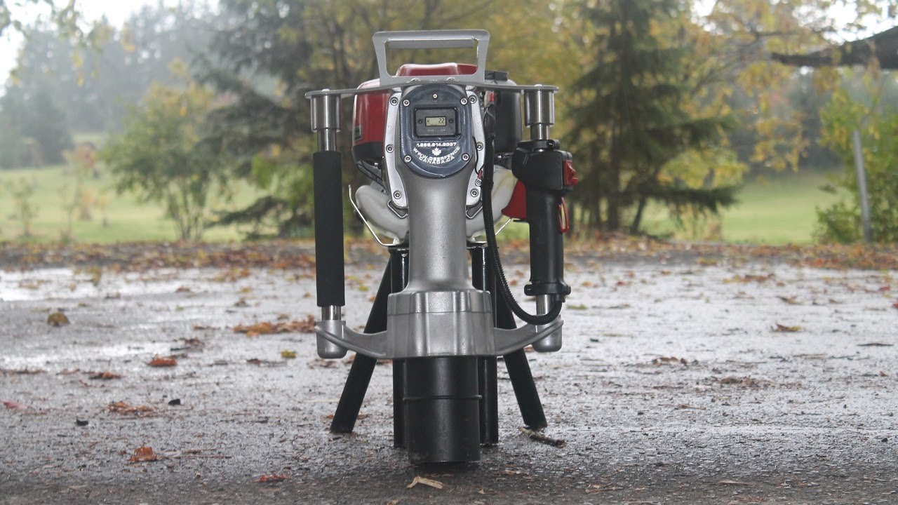 How to use a gas powered post driver on a flexible road marker -  PPFlex