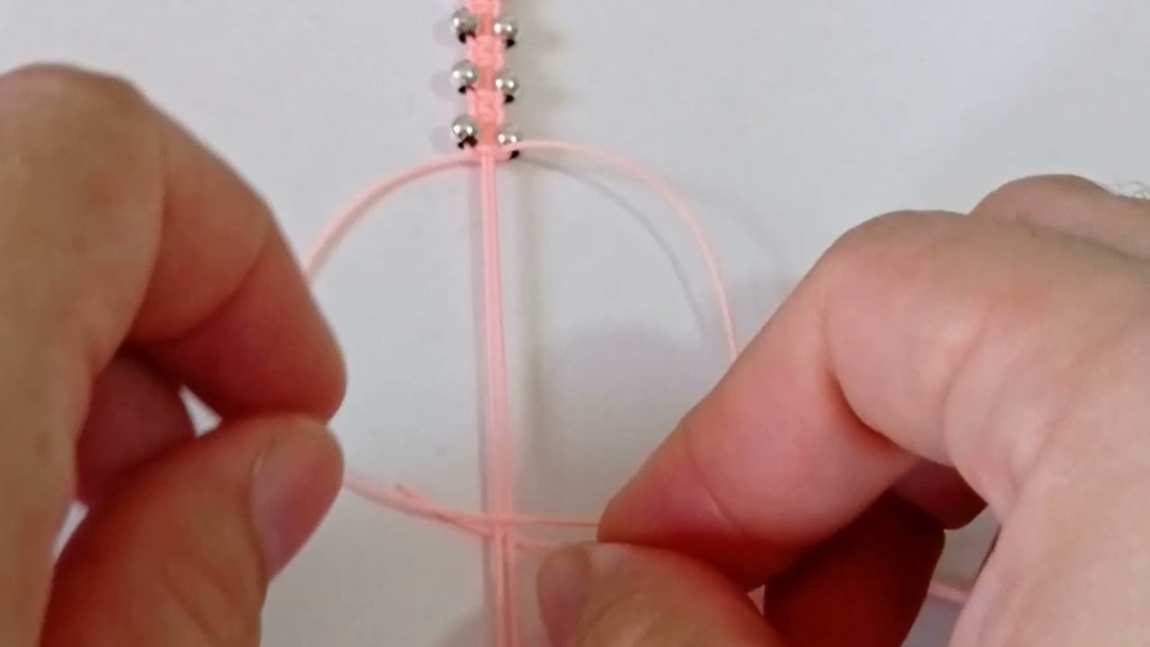 Como hacer una pulsera nudo plano con abalorios fácil