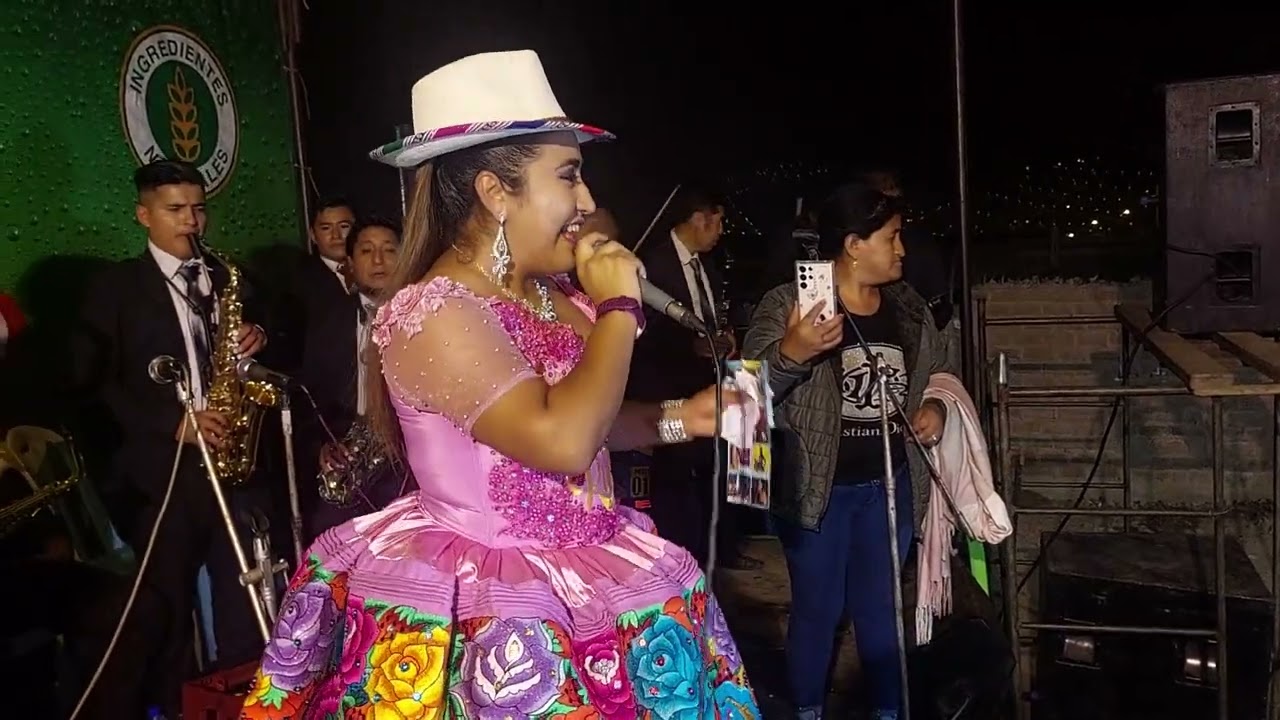 RUTH DEL PERÚ. EN JICAMARCA SR. DE MURUHUAY. MAYORD SR. FREDDY SURICHAQUI P. Y ESP. NELLY BERROSPI.